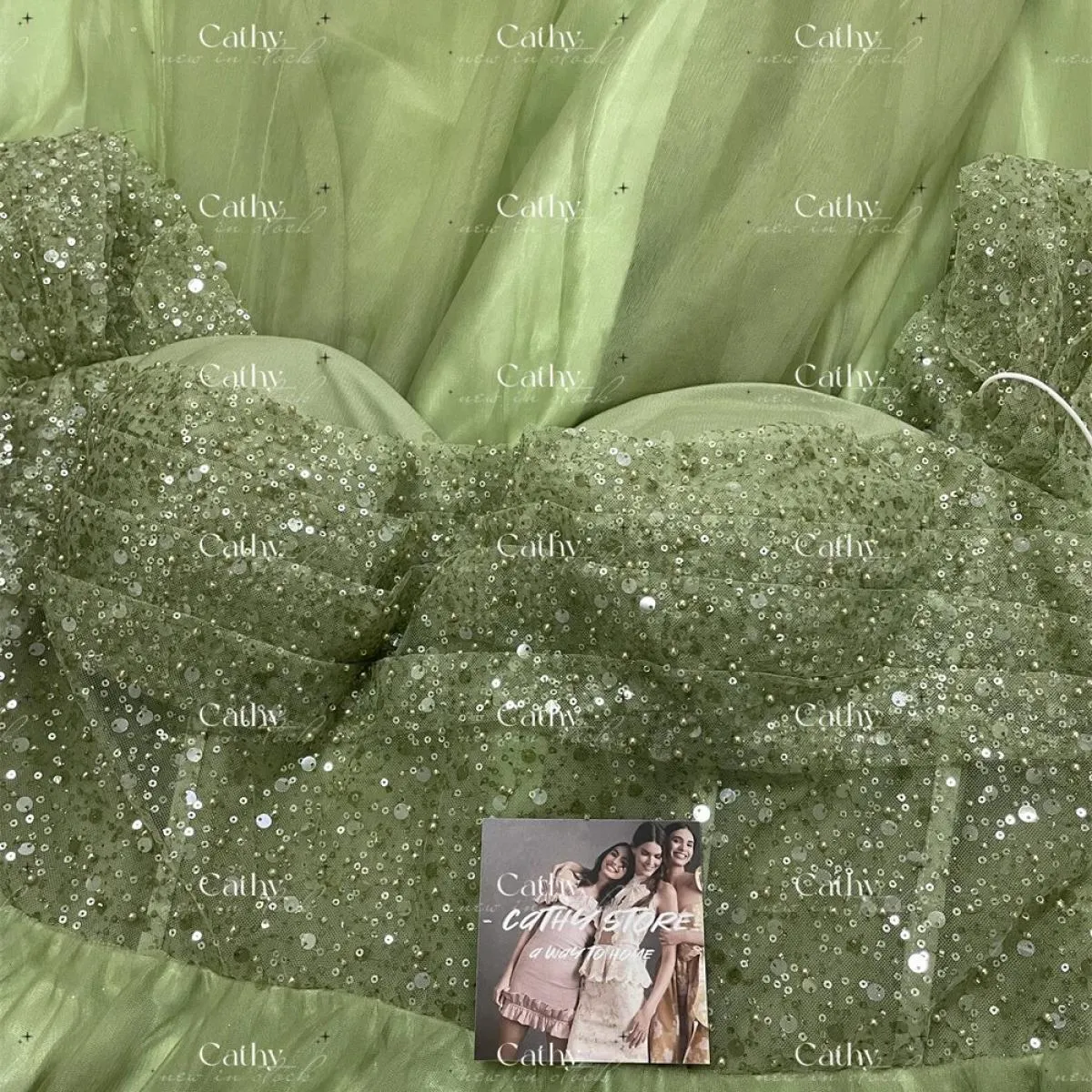 Abito da ballo verde con spalle Abito da sera da principessa verde Abiti da sera da principessa verde