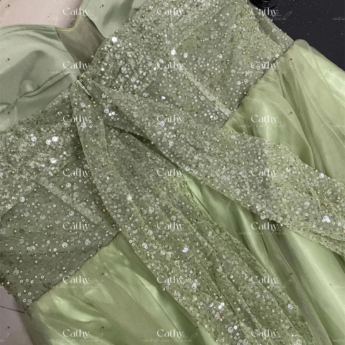 Abito da ballo verde con spalle Abito da sera da principessa verde Abiti da sera da principessa verde