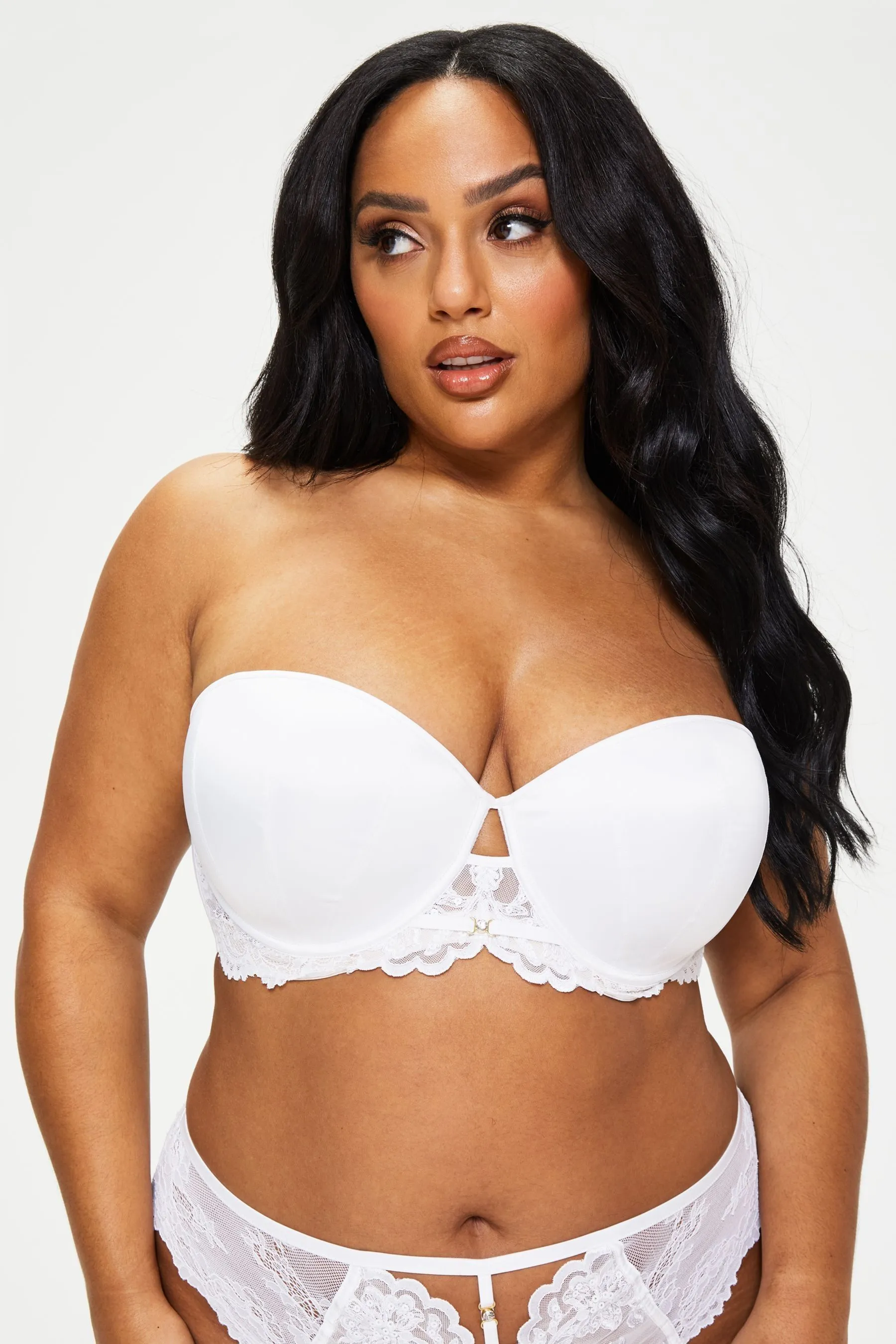 Ann Summers The Icon - Reggiseno imbottito multiposizione Satin coppa DD+ senza spalline