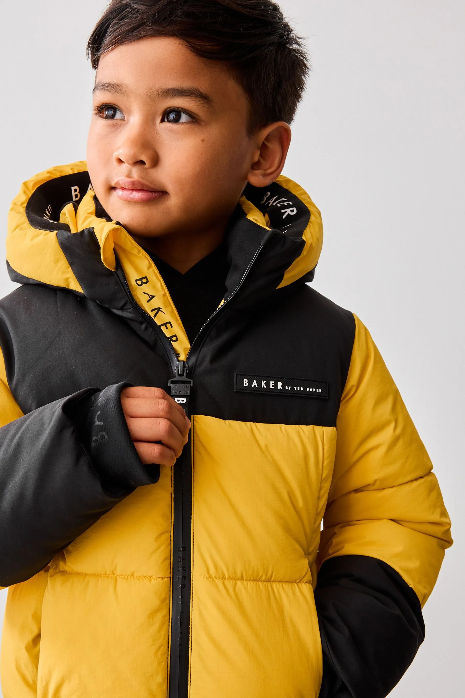 Baker by Ted Baker Antipioggia Cappotto Imbottito Colourblock    