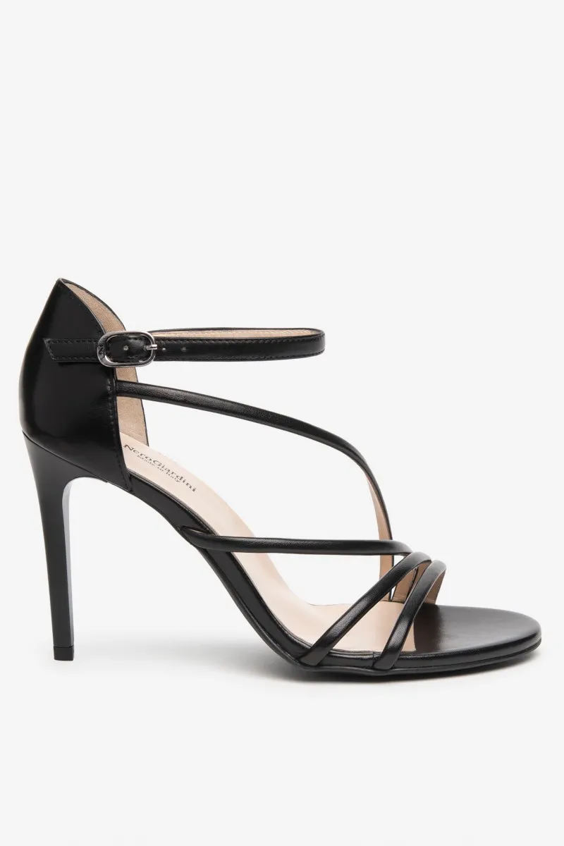 NeroGiardini  Sandali Elegante Tacco