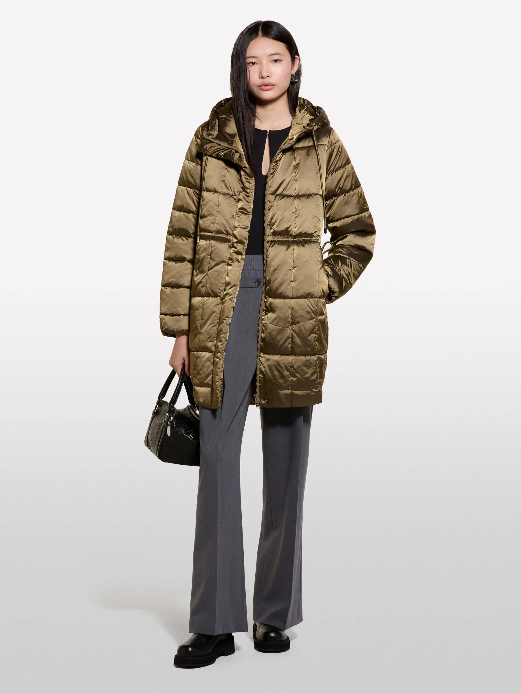 Parka imbottito in nylon satin 