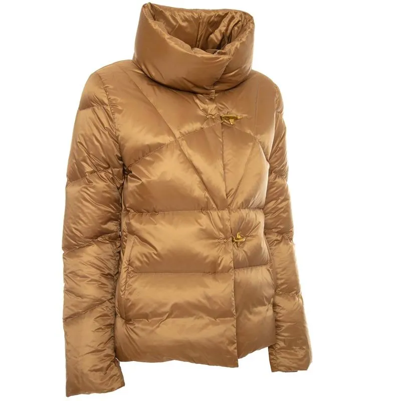 Piumino corto marrone con alamari 