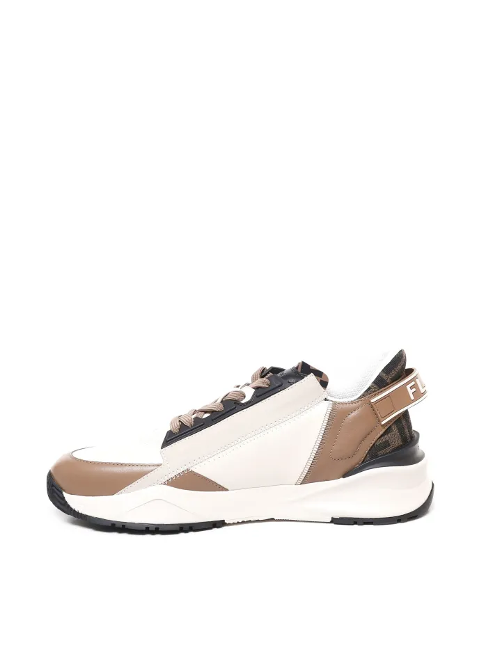 SNEAKERS IN MESH