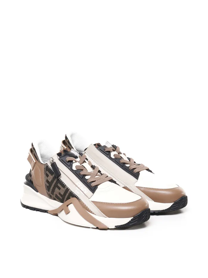 SNEAKERS IN MESH